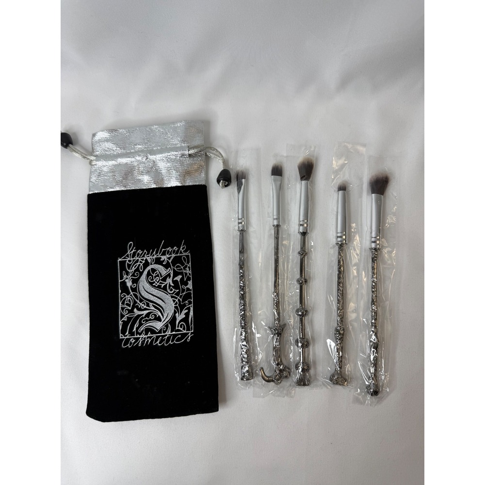 Storybook Cosmetics Wizard Wands Makeup Brush Set Silver 5 Piece with Pouch NEW